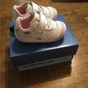 Stride rite walker shoes